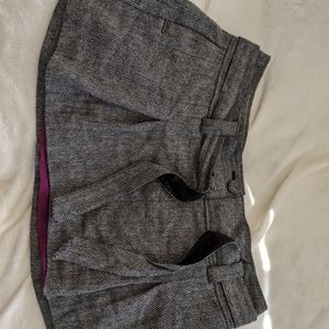 American Eagle mini  pattern skirt; US 16